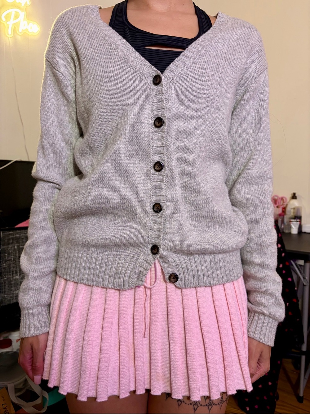 🤍 Brandy Melville Gray Knit Cardigan 🤍